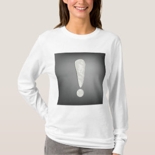 Camiseta Símbolo de Ponto de Exclamação Grunge Industrial