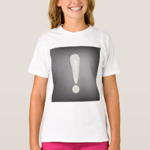 Camiseta Símbolo de Ponto de Exclamação Grunge Industrial