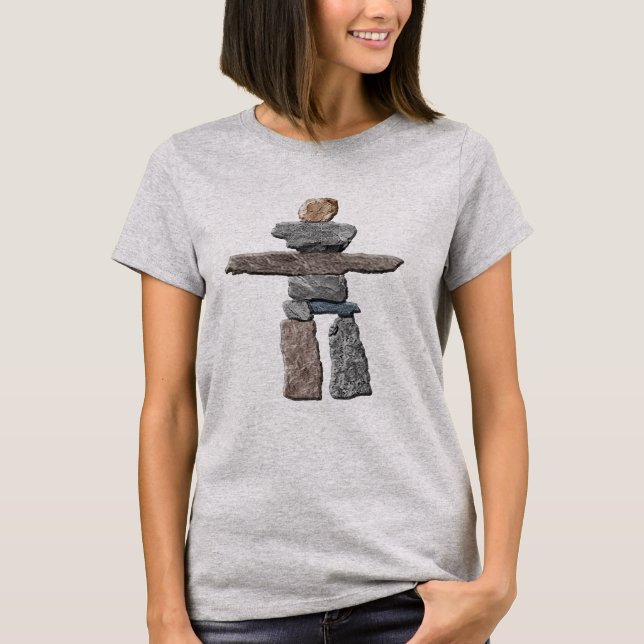Camiseta Símbolo Sagrado Inukshuk Wilderness para Tee. (Frente)