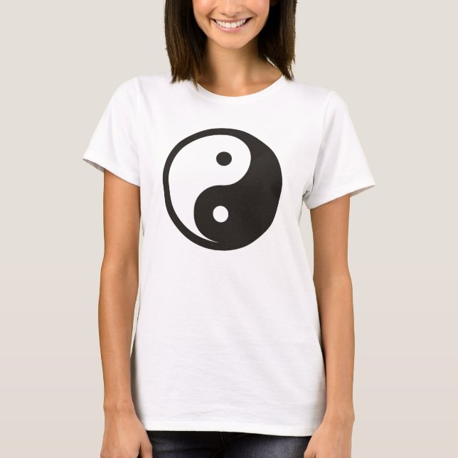 Camiseta Símbolo Yin Yang - design de tatuagem sólida (Frente)