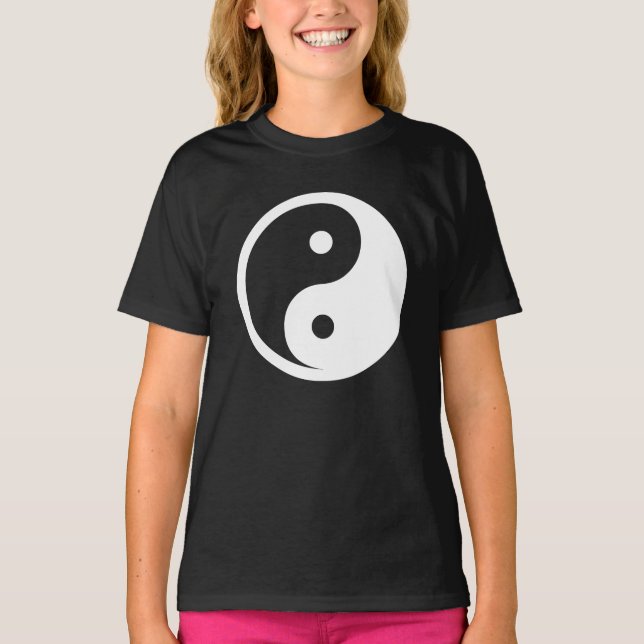 Camiseta Símbolo Yin Yang - tatuagem sólida design 2 (Frente)