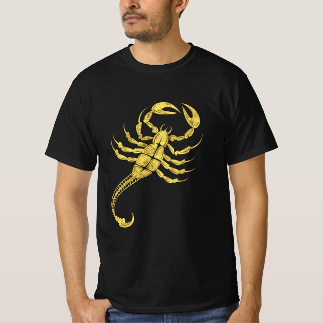 Camiseta Sinal de Escorpião Zodíaco Ilustração de Tatuagem  (Frente)
