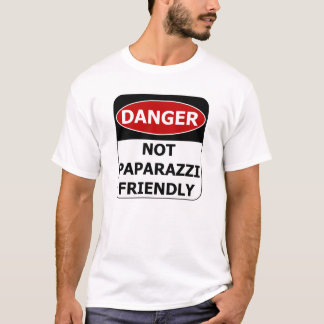 Camiseta Sinal de Perigo - Não Amigo de Paparazzi