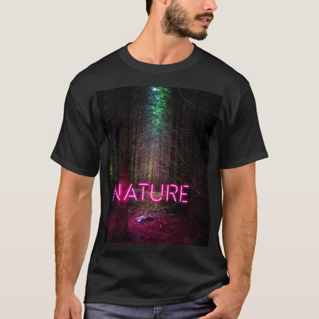 Camiseta Sinal magenta da natureza neon-magenta da floresta (Frente)