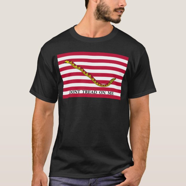 Camiseta Sinalizador de Tomada de marinho - Não Passe Em Mi (Frente)