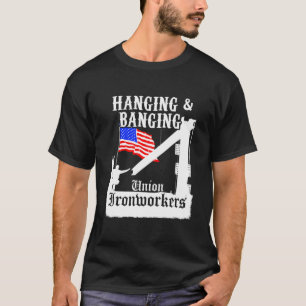 Camiseta Sindicatos Ironários Prendendo Bandeira Americana