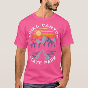 Camiseta Sinks Canyon State Park Wyoming acampando por caus