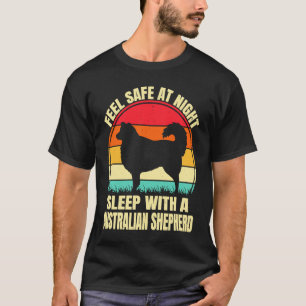 Camiseta Sinta-se seguro no sono noturno com uma ovelha aus