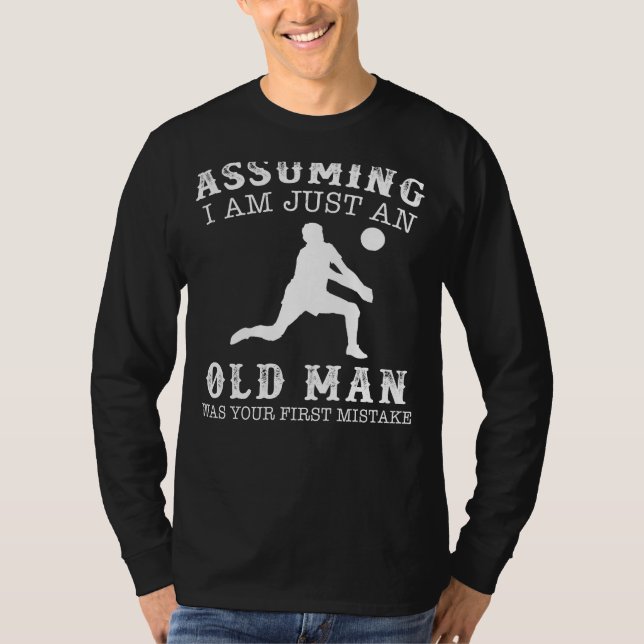 Camiseta Sirva as risadas com vôlei supondo que eu sou apen (Frente)
