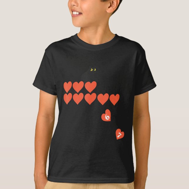 Camiseta Six Seven Black Cat Knocking Off Hearts Funny 67 V (Frente)
