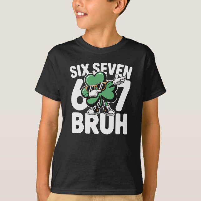 Camiseta Six Seven Bruh Funny Irish Shamrock Dabbing (Frente)