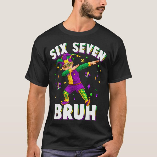 Camiseta Six Seven Mardi Gras Jester 67 Meme Carnival 6 7 K (Frente)