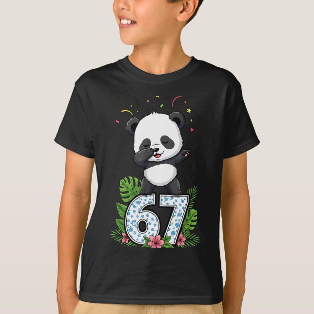 Camiseta Six Seven Meme Dabbing Baby Panda 67 Funny Gen Z A (Frente)