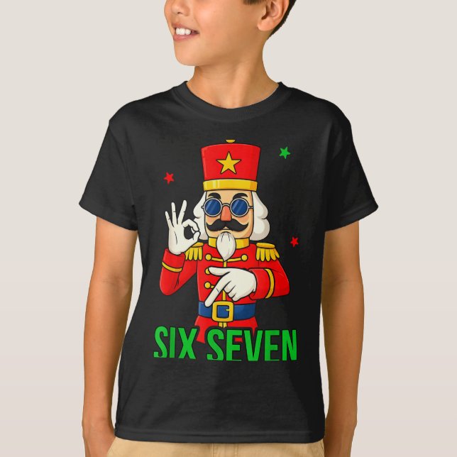 Camiseta Six Seven Meme Funny Holiday Toy Soldier  (Frente)