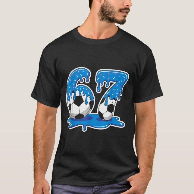 Camiseta Six Seven Soccer Ice Cream Drip Funny Design  (Frente)