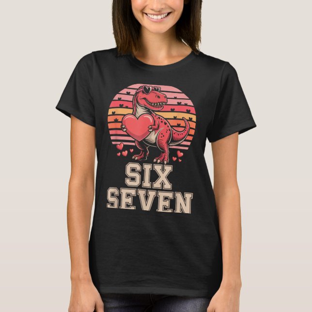 Camiseta Six Seven Valentine’s Day Dinosaur T-rex For Kids  (Frente)