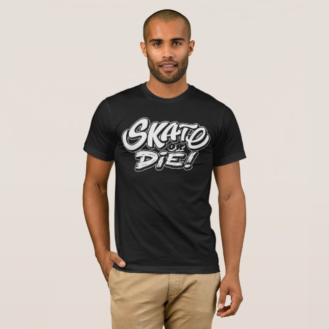 Camiseta Skate ou Morte - Tipografia Retroativa (Frente Completa)