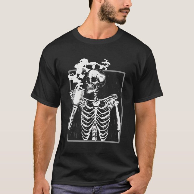 Camiseta SkeletBebendo Café Halloween Skyx (Frente)