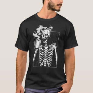 Camiseta Skeleton Bebendo Cafeine Cafeine Caffee Brewer