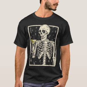 Camiseta Skeleton Bebendo Martini Tail Retro Halloween Cos