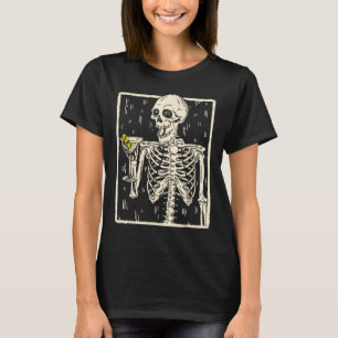 Camiseta Skeleton Bebendo Martini Tail Retro Halloween Cos