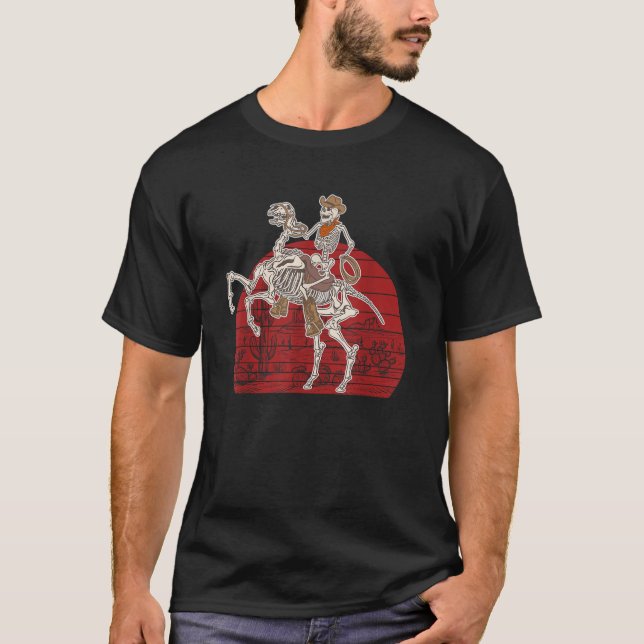 Camiseta Skeleton Cowboy Andando Skeleton Horse Co (Frente)