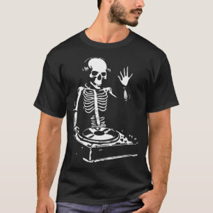 Camiseta skeleton dj tocando música