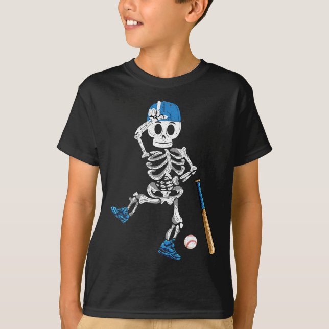 Camiseta Skeleton Halloween Vintage Jogando Baseball (Frente)