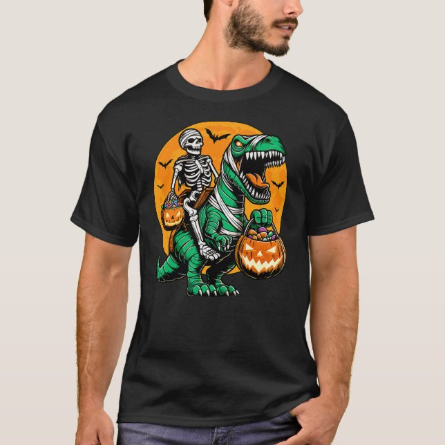 Camiseta Skeleton Riding Mummy Dinosaur Pumpkin Spooky Trex (Frente)