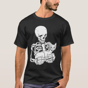 Camiseta Skeleton Segurando Dia de as Bruxas engraçado Gato