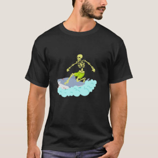Camiseta Skeleton Surfing Halloween Tee Zombie Shark Engraç