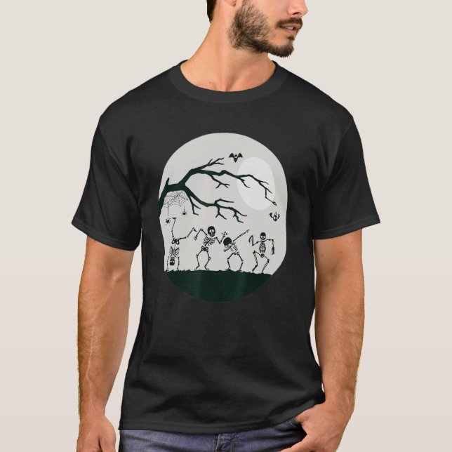 Camiseta Skeletons Dançando Na Lua Maldita Hallow (Frente)