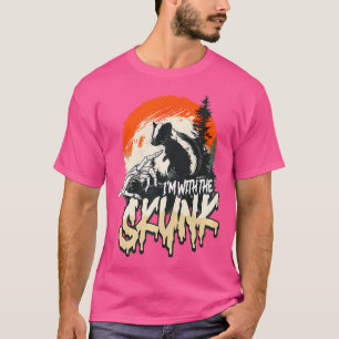 Camiseta Skunk Halloween Eu Estou Com O Skunk