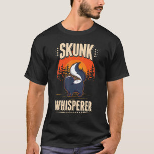 Camiseta Skunk Whisperer