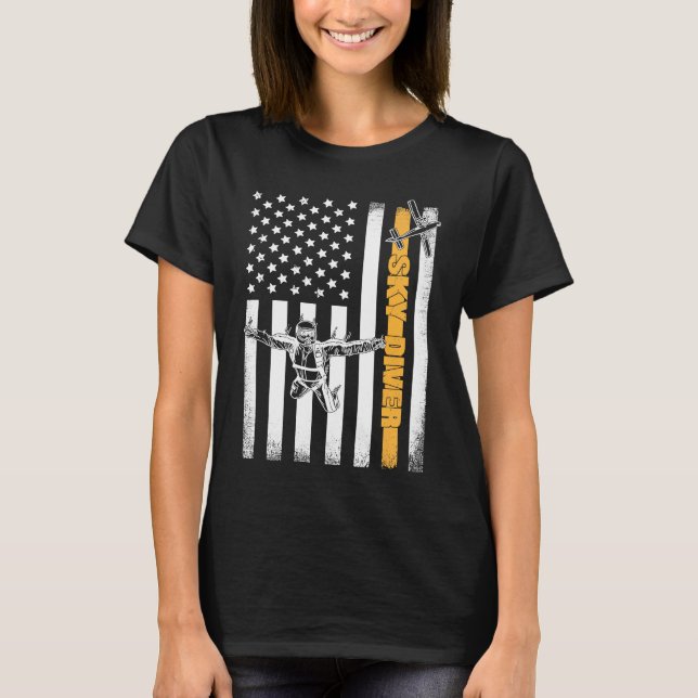 Camiseta Skydiving  Parachuting American Skydiver USA Flag (Frente)