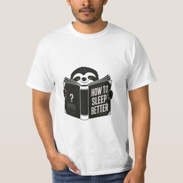 Camiseta Sleepy Sloth Lendo um Livro de Autoajuda (Frente)