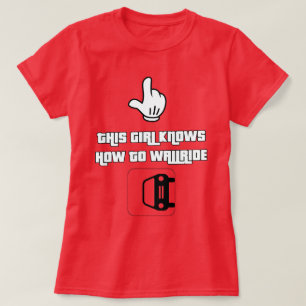 Camiseta Slogan de Leah Ashe