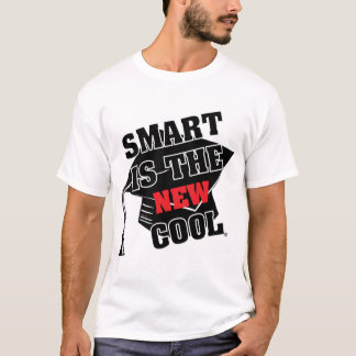 Camiseta Smart é o t-shirt legal NOVO dos homens