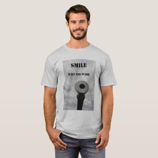 Camiseta smile and waitt for lanterna elétrica