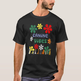 Camiseta Smilemoretees  Canine Vibes Retro Dog