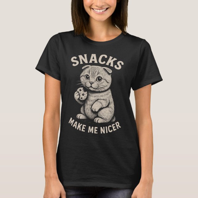 Camiseta Snacks Make Me Nicer Scottish Fold Cat (Frente)
