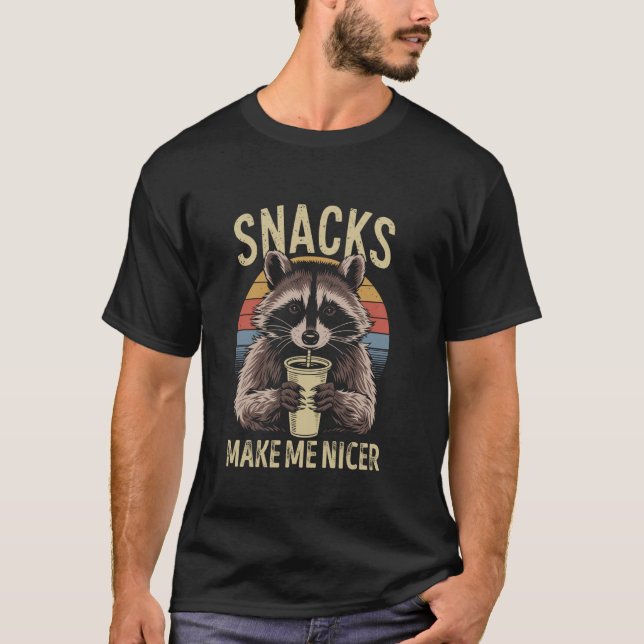 Camiseta Snacks Me Tornam Mais Simpático, Fome Meme de Guax (Frente)