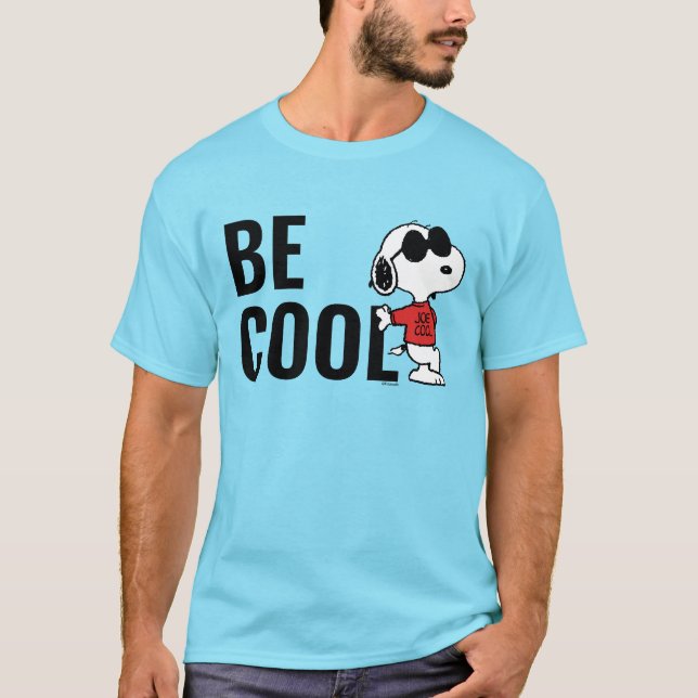 Camiseta Snoopy "Joe Legal" em pé (Frente)