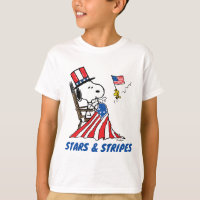 Snoopy Sewing 4 de julho Flag