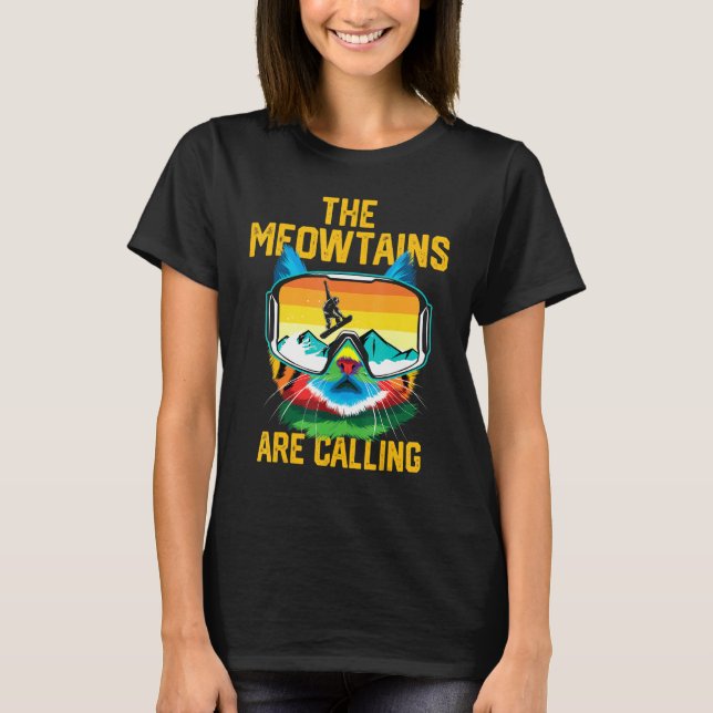 Camiseta Snowboard Lover Mountain Skier The Meowtains Are C (Frente)