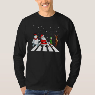 Camiseta Snowman Papai noel Elf Reindeer atravessando o Nat