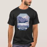 Camiseta Snowmass Ski Area Winter Aspen Colorado<br><div class="desc">Design de arte de inverno em massa de neve mostrando a paisagem de inverno.</div>