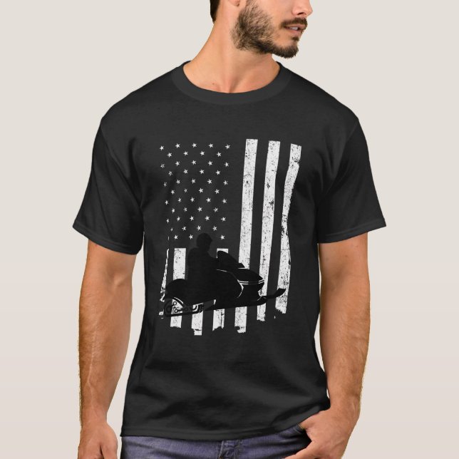 Camiseta Snowmobile Com Bandeira Americana Afetada (Frente)