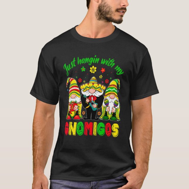 Camiseta Só Andando Com Meus Gnomigos Cinco De Mayo M (Frente)