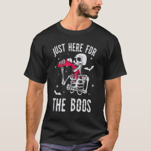 Camiseta Só Aqui Para O Bebendo De Esqueleto Boos